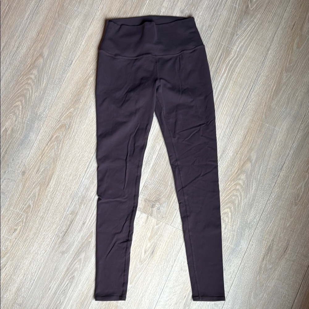 ALO Yoga Airbrush Deep Plum Leggings size M full length - Picture 2 of 3